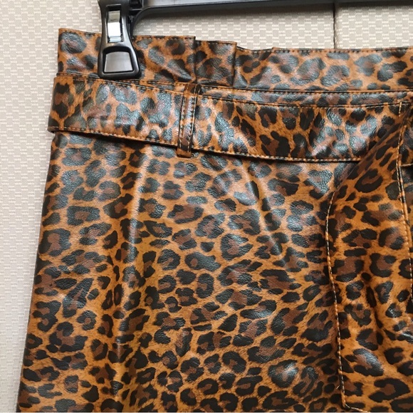 NWT Umgee Animal Leopard Print Skirt - Picture 3 of 11
